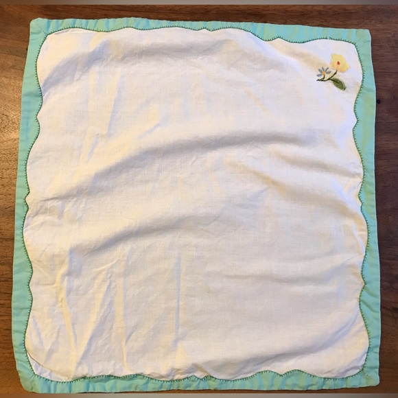 4 Floral Appliqué Placemats and Napkins Handstitched - Picture 3 of 3